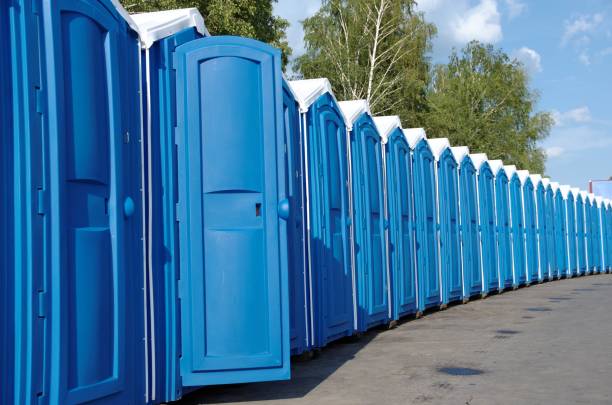 Best Portable restroom solutions  in Hartford, WI